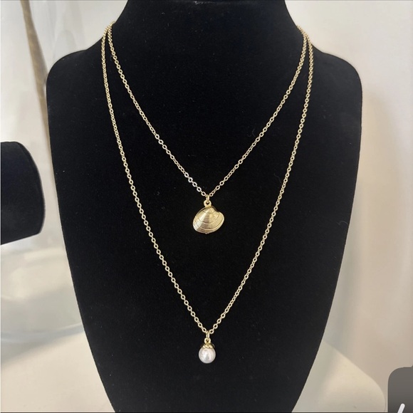 Pretty Bird Jewelry Jewelry - Coastal Minimalist Layer Necklace, Shell Locket & Real Pearl, Gold Plated